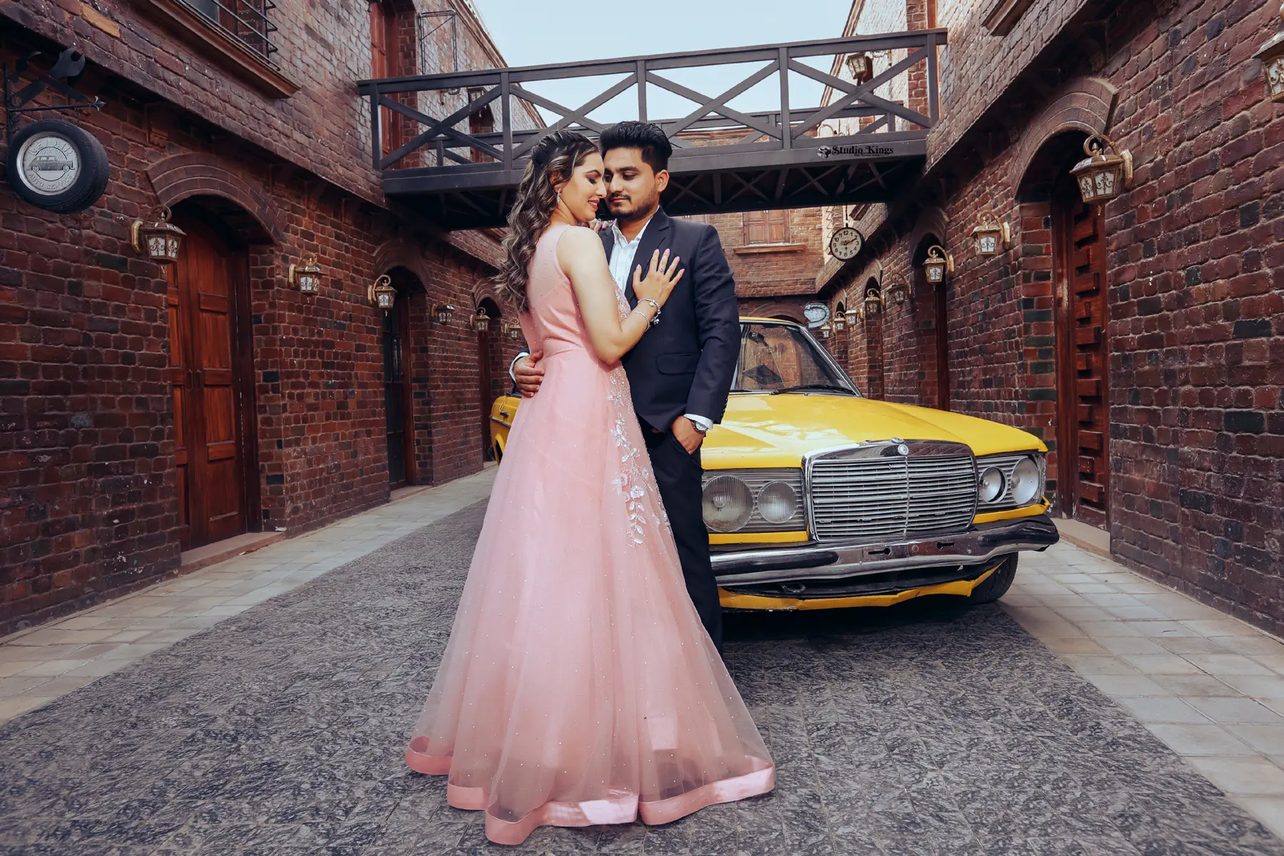 Discover love in the city of Chandigarh through a stunning pre-wedding portrait. Studio Kings Wedding Photography captures the romance and urban charm of the city.