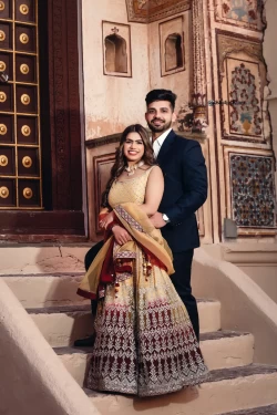 Capture the timeless essence of pre-wedding romance in this portrait. Studio Kings Wedding Photography highlights the intimacy and connection that foreshadows their journey.