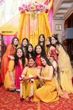 Join in the festive tradition of the Haldi celebration with its vibrant colors. Studio Kings Wedding Photography captures the energy and cultural richness of this ritual.