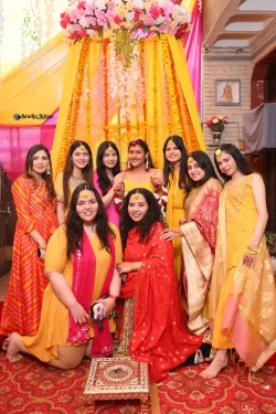 Observe the joyful transformation of the groom with Haldi paste. Studio Kings Wedding Photography captures the laughter and cultural significance of this ritual.