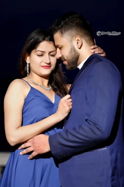 Get lost in the dreamy moments of love in these pre-wedding portraits. Studio Kings Photography captures the tenderness and connection that speak volumes.