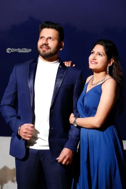 Capture the joy of endless love in these pre-wedding portraits. Studio Kings Photography showcases the happiness and connection that fills each frame.